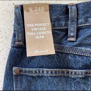 NWT madewell 24 petite perfect vintage jeans.